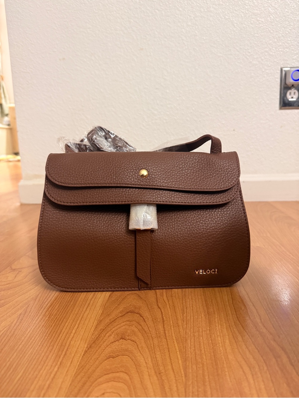 Veloci Brown Pebbled Leather Crossbody Bag NWT